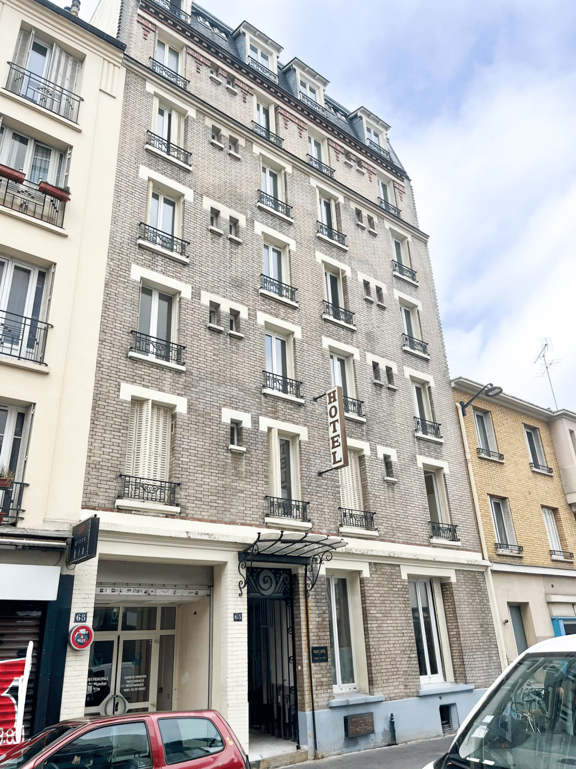 Facade du futur hôtel situé rue Planchat à Paris